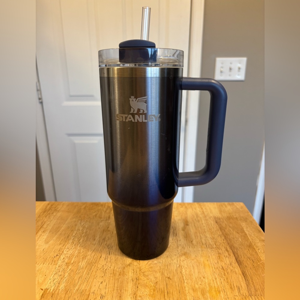 Stanley Travel Mug with Handle